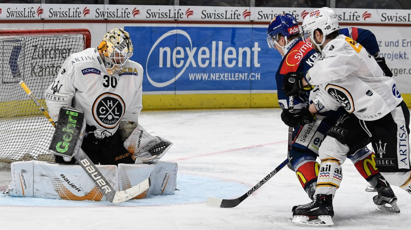 Elvis Merzļikins un Ronalds Ķēniņš
Foto: zsclions.ch