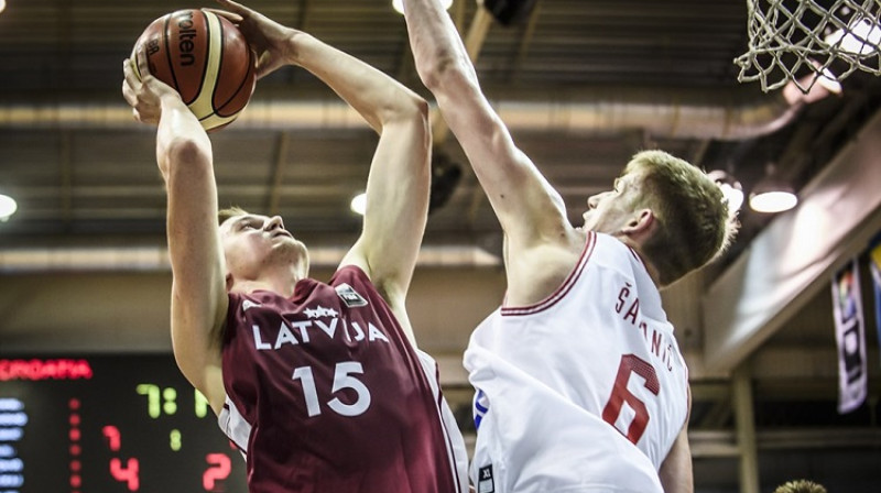 Anrijs Miška un Luka Šamaničs
Foto: FIBA