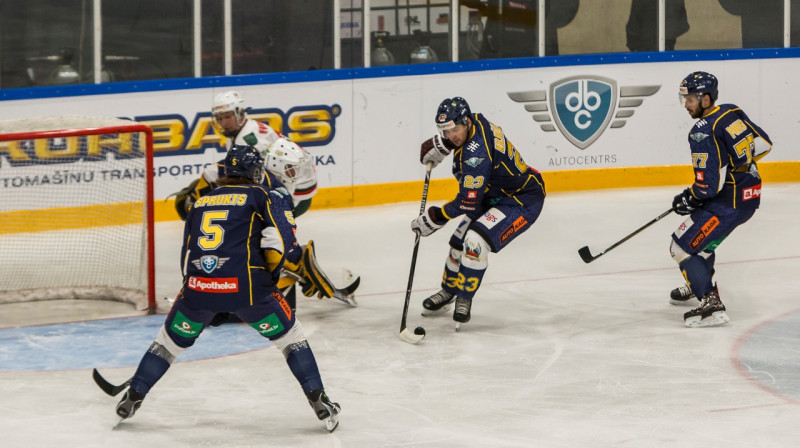"Kurbada" uzbrucējs Jānis Sprukts (4+13) ir viens no OHL rezultatīvākajiem hokejistiem. Foto: www.lhf.lv