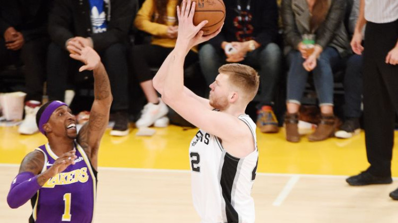 Dāvis Bertāns mačā pret "Lakers". Foto: Sanantonio Spurs