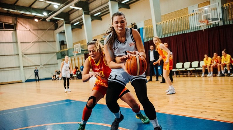 Ilze Gotfrīda: 22 punkti un 13 atlēkušās bumbas uzvarā pār Šauļu universitāti. Foto: Basket.lv