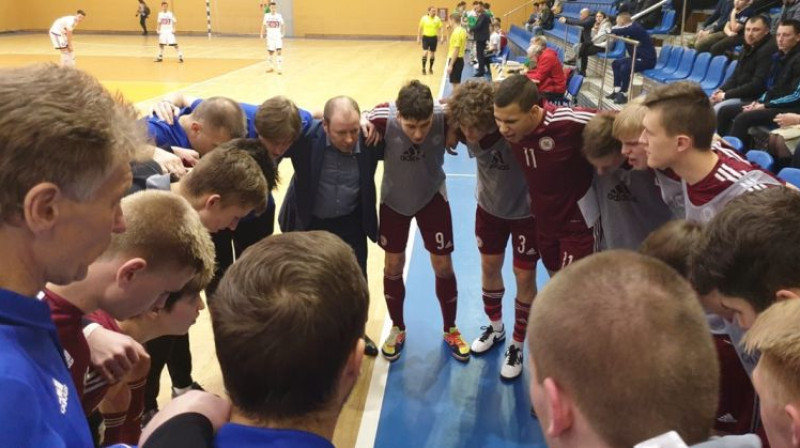 Latvijas U19 izlase. Foto: LFF