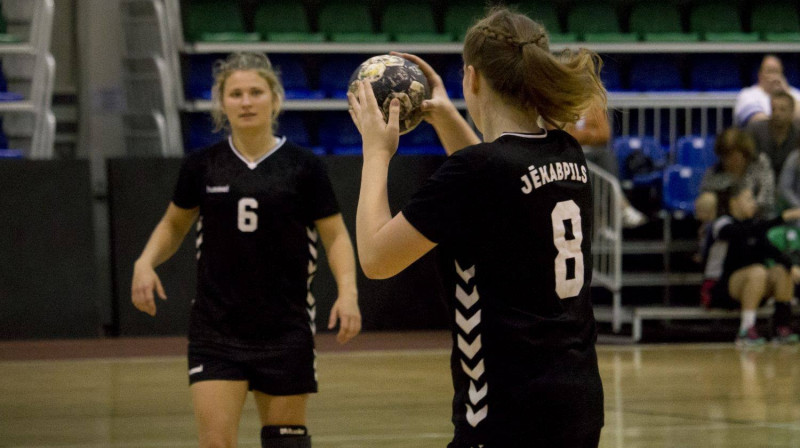 "Jēkabpils Sporta skolas" handbolistes. Foto: handball.lv