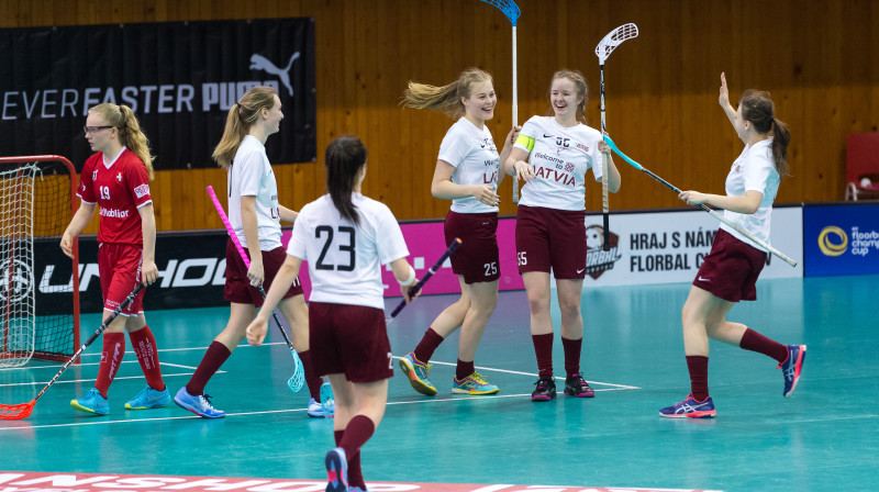 Latvijas sieviešu U19 izlase. Foto: ČFF