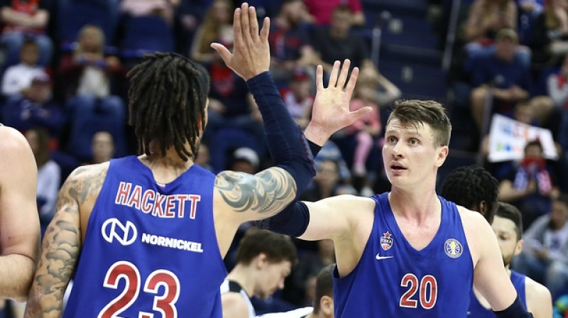 CSKA basketbolisti Deniels Hekets un Andrejs Voroncevičs. Foto: VTB līga