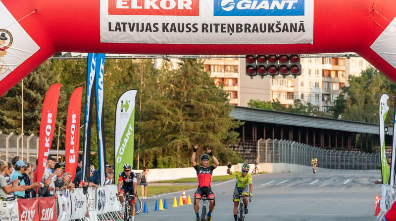 Elkor - Giant Latvijas kausa posms Biķernieku trasē noslēdzas ar Kristapa Knopa uzvaru.

Foto: Kaspars Suškevičs