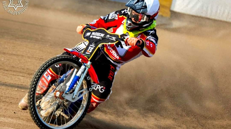 Andžejam Ļebedevam labs mačs Zviedrijas Elitserien čempionātā un komandai uzvara.