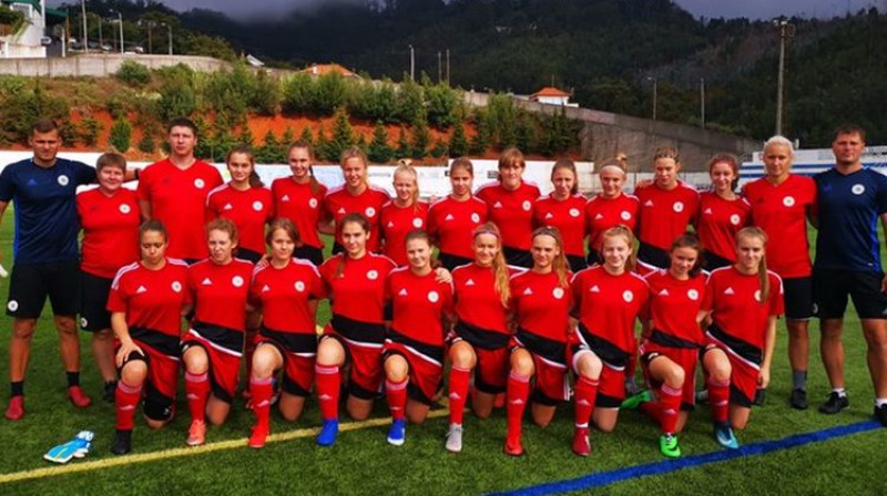 Latvijas U17 sieviešu futbola izlase. Foto: LFF