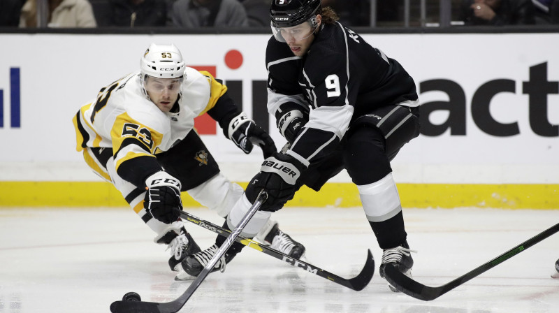 Teodors Bļugers un Adrians Kempe. Foto: AP/Scanpix