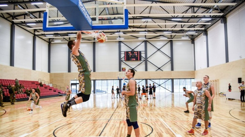 Basketbola zāle NBS sporta kompleksā Kadagā. Foto: Romāns Kokšarovs, f64