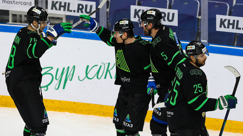 Ufas "Salavat Yulaev" hokejisti. Foto: hcsalavat.ru