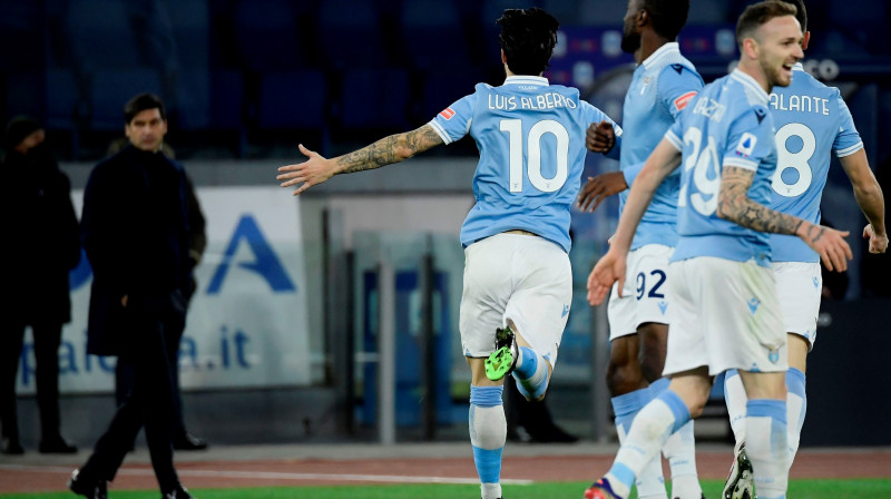 "Lazio" svin Luisa Alberto vārtu guvumu. Foto: AFP/Scanpix.ee