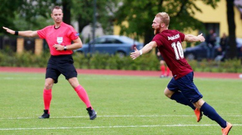 Boriss Bogdaškins svin vārtu guvumu. Foto: Nora Krevņeva/f64