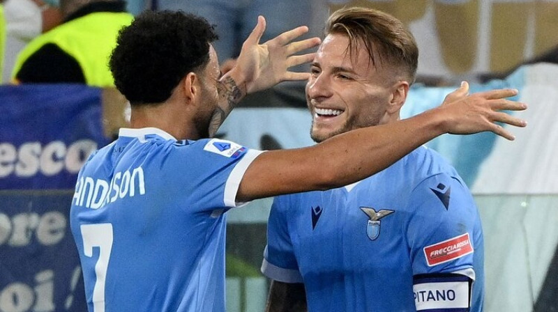 Felipe Andersons un Čīro Immobile. Foto: AFP/Scanpix