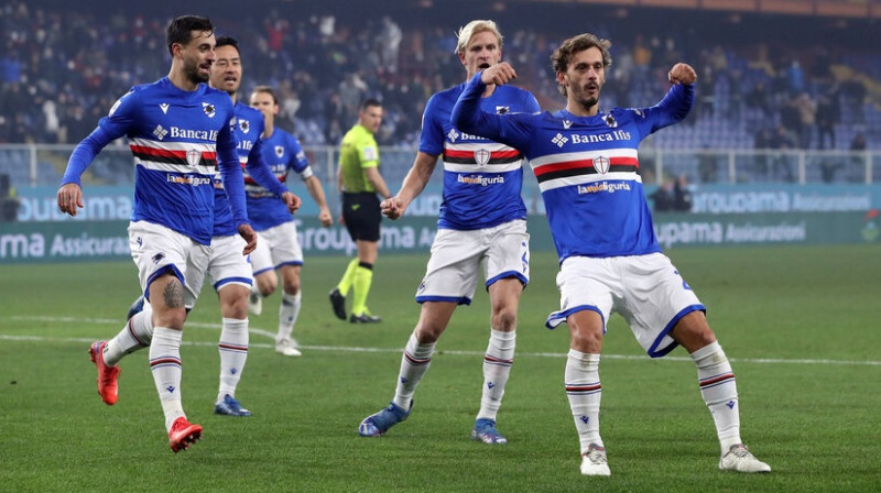 Manolo Gabjadini (pa labi) pēc vārtu guvuma. Foto: Imago Images/Scanpix