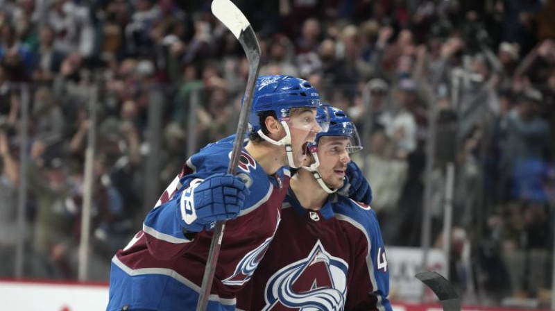 Andrē Burakovskis svin pirmo "hat-trick" NHL karjerā. Foto: AP/Scanpix