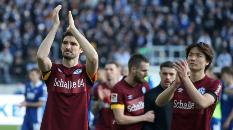 Gelzenkirhenes "Schalke" jaunie formastērpi. Foto:imago images/Sportfoto Rudel/Scanpix