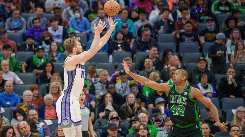 Domants Sabonis un Als Horfords. Foto: USA Sports Today/Scanpix