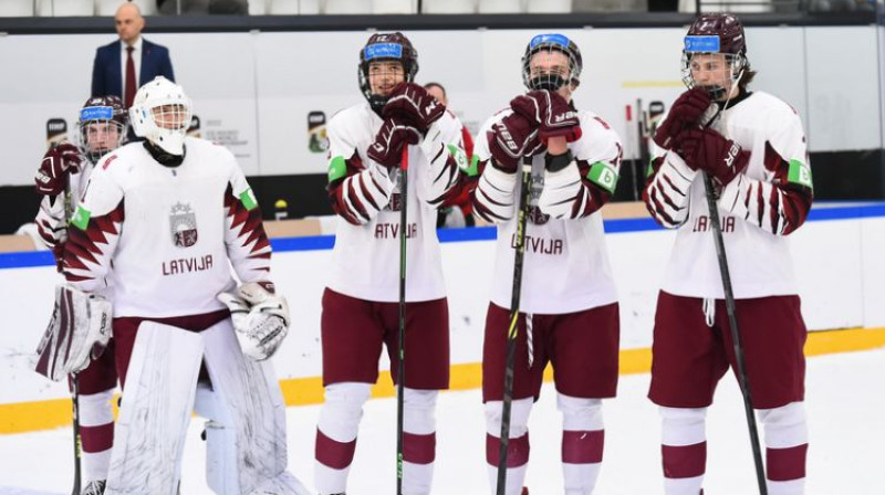 Latvijas U18 izlases spēlētāji. Foto: Matt Zambonin/IIHF