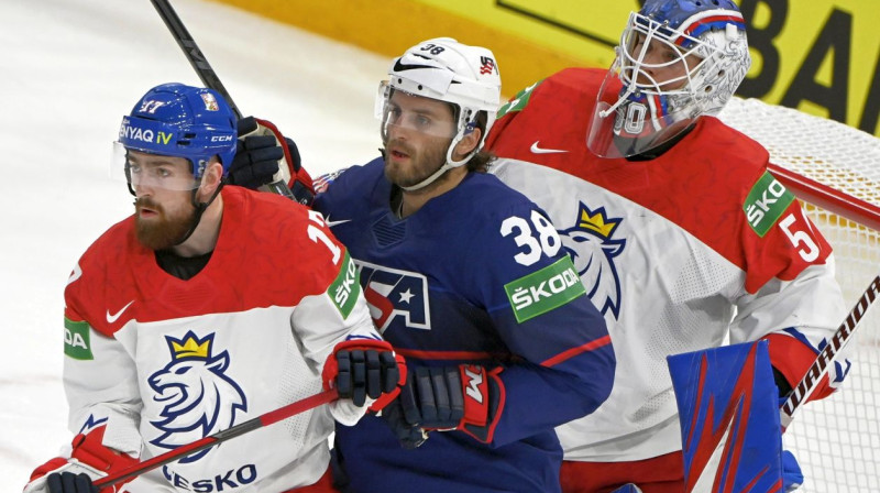 Cīņa Čehijas izlases vārtu priekšā. Foto: Jussi Nukari/AP/Scanpix