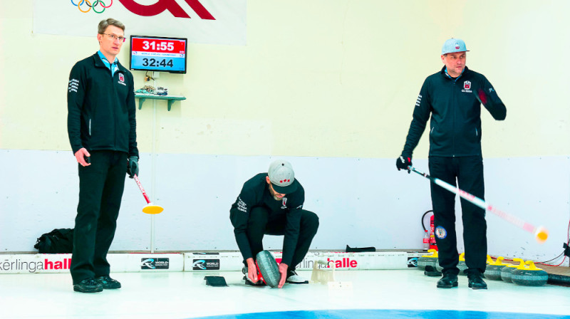 No kreisās: Jānis Klīve, Sandris Buholcs, Arnis Veidemanis. Foto: Ansis Ventiņš