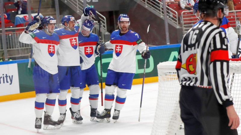 Slovākijas valstsvienības hokejisti. Foto: Toms Kalniņš/EPA/Scanpix