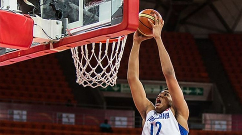 Kārls Entonijs Taunss Dominikānas kreklā. Foto: FIBA