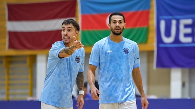 Kiki Vaporaki un Talliss Lima. Foto: Riga Futsal Club