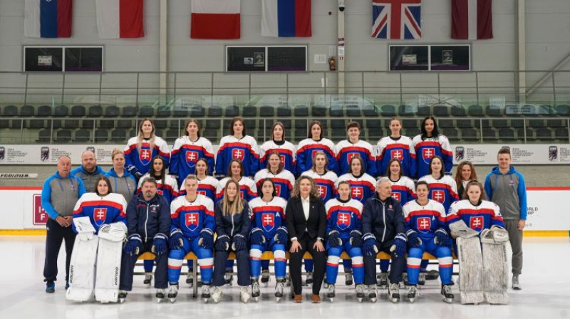 Slovākijas sieviešu hokeja izlase. Foto: Guntis Lazdāns/LHF