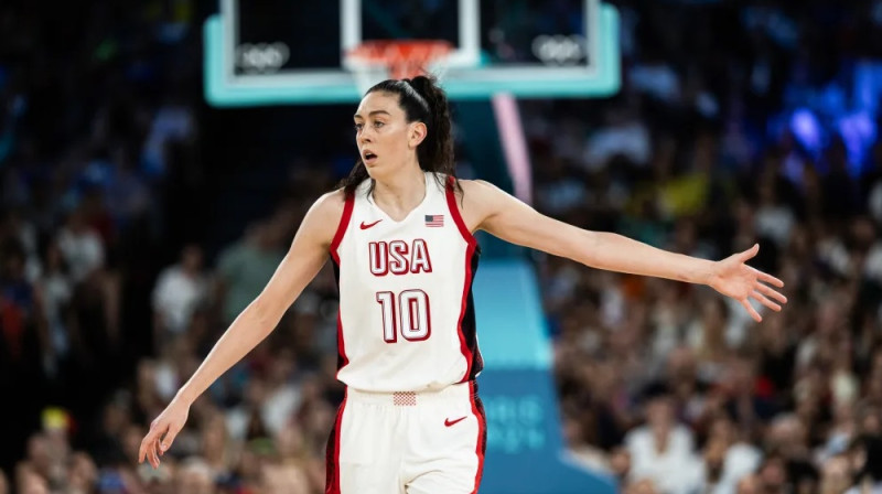 Breana Stjuarte 2024. gada 9. augustā Parīzē. Foto: FIBA