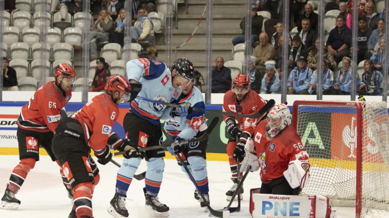 Mirklis no Vojensas "SønderjyskE" un Brēmerhāfenes "Fischtown Pinguins" spēles. Foto: A. Stollig