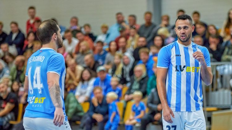 Seržinju un Talliss rīdzinieku rindas pārstāv jau otro sezonu. Foto: Igors Timofejevs/Riga Futsal Club