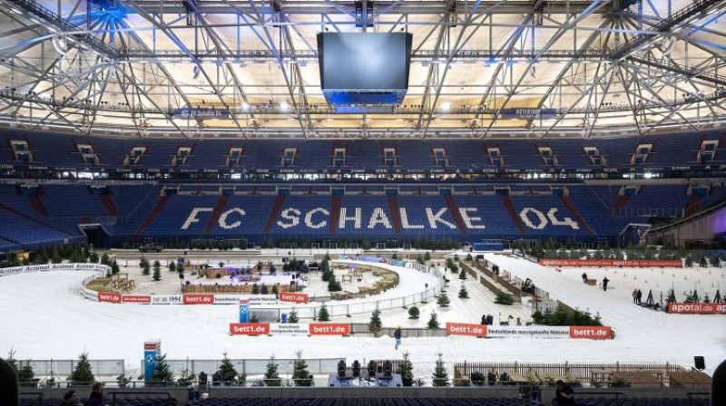 Gelzenkirhenes stadions pirms sacensībām. Foto: Veltins-Arena