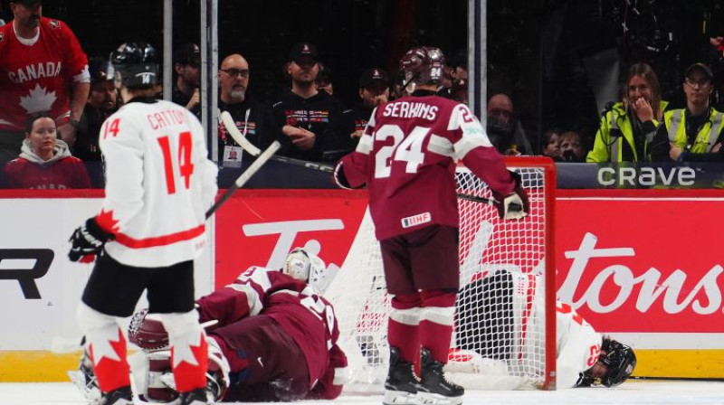Metjū Šeifers pēc ietriekšanās vārtu stabā. Foto: Zumapress.com/Scanpix