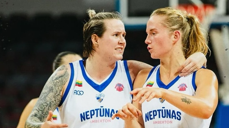 Marina Solopova un Kate Vilka. Foto: EuroCup Women