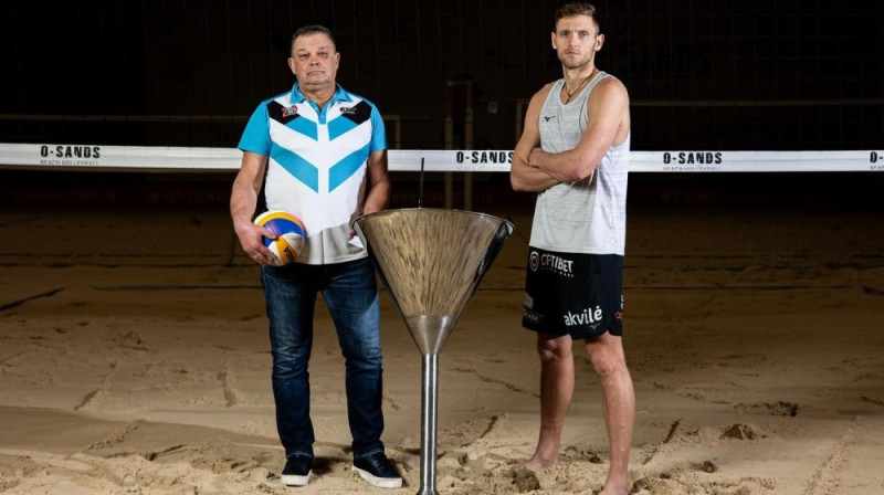 Turnīra organizators Andri Vanags un Edgars Točs. Foto: "Saulkrastu kokteilis"