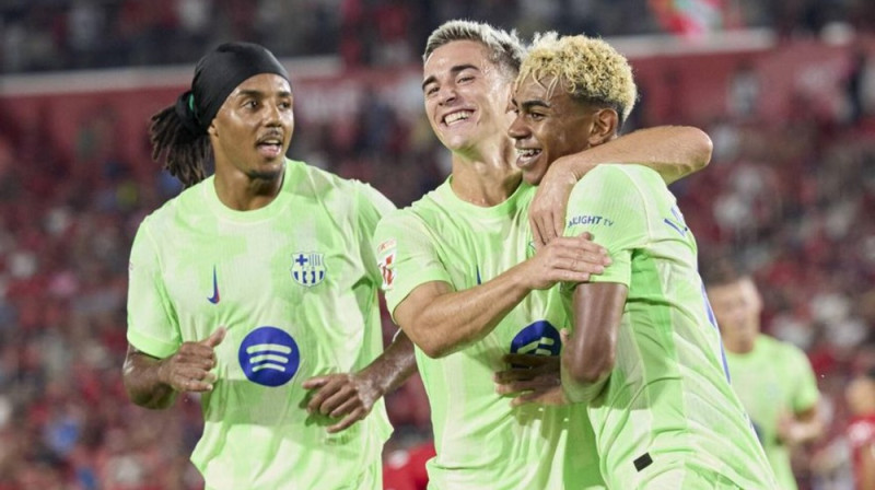 "Barcelona" futbolisti. Foto: Dani Barbeito / SPORT.