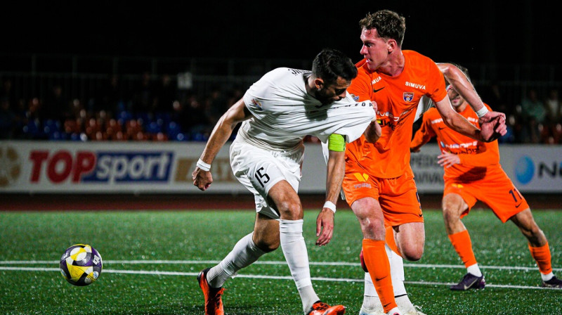 Aivars Emsis cīņā. Foto: Banga Gargždai