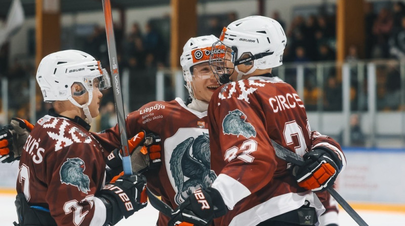 "Liepājas hokeja komandas" hokejisti. Foto: "Liepājas hokeja komanda".