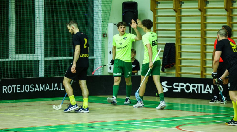 Pērnās sezonas regulārā čempionāta uzvarētāji "FBK Baloži" pamazām uzlabo situāciju turnīra tabulā, foto: FBK Baloži