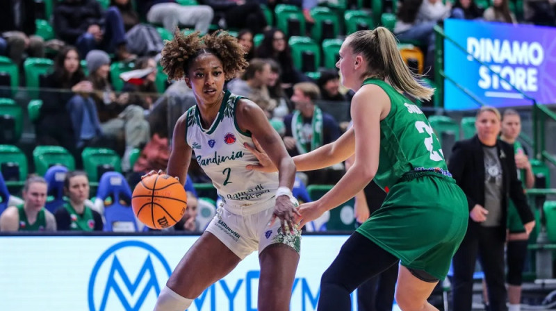 Epizode "Dinamo Sassari" un "KP Brno" spēlē. Foto: EuroCup Women