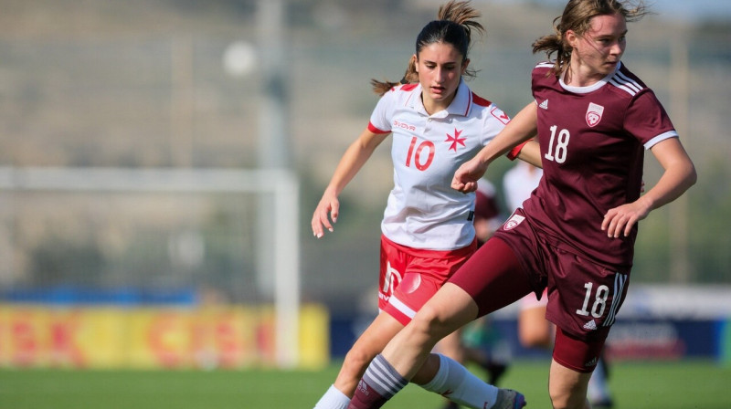 Latvijas U19 valstsvienības aizsardze Uma Upīte (Nr. 18). Foto: Malta Football Association