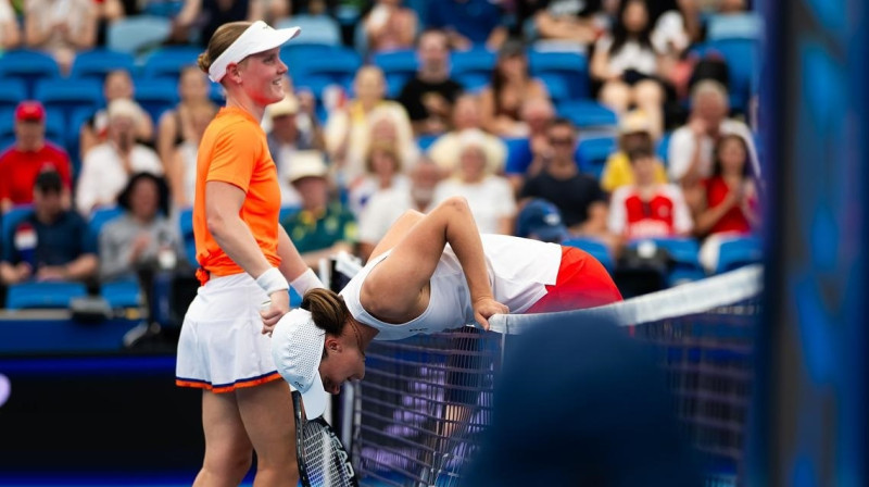 Suzana Lamensa un Iga Švjonteka. Foto: Jimmie48 / WTA