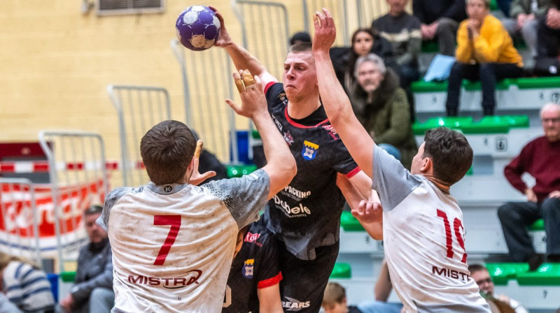 Moments no spēles starp komandām "ZRHK Tenax Dobele" un "Mistra". Foto: Zigismunds Zālmanis / ZRHK Tenax Dobele