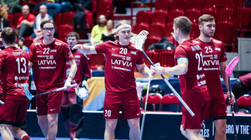 Latvijas vīriešu florbola izlase. Foto: Ritvars Raits, LFS