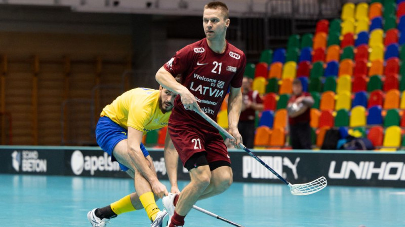 No pašreizējā izlases modeļa Artis Raitums vienīgais divas reizes spēlējis pret ungāriem, foto: IFF