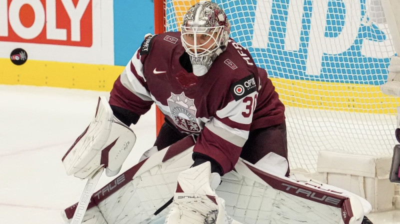 Elvis Merzļikins. Foto: Guntis Lazdāns/LHF