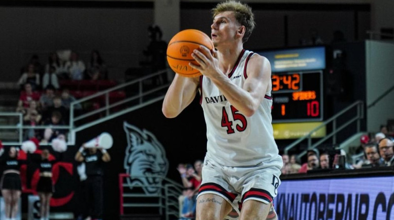 Roberts Blūms Foto: Davidson Wildcats/Facebook