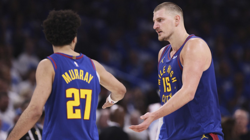 Nikola Jokičs un Džamals Marejs. Foto: AP/Scanpix