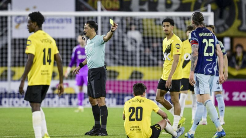 Mirklis no "NAC Breda" un "Ajax" spēles Nīderlandes čempionātā. Foto: EPA/Scanpix